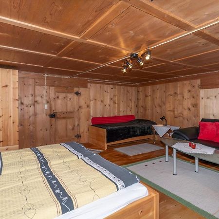 Appartamento Haus Holzwurm Raggal Esterno foto