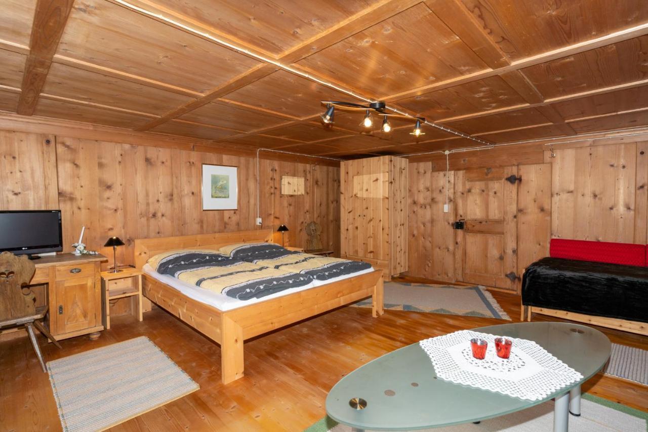 Appartamento Haus Holzwurm Raggal Esterno foto