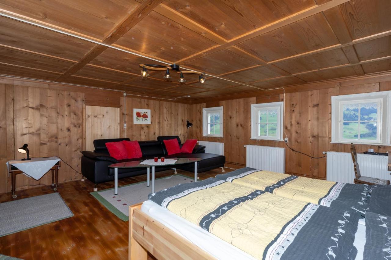 Appartamento Haus Holzwurm Raggal Esterno foto