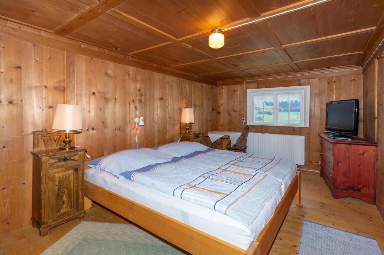Appartamento Haus Holzwurm Raggal Esterno foto