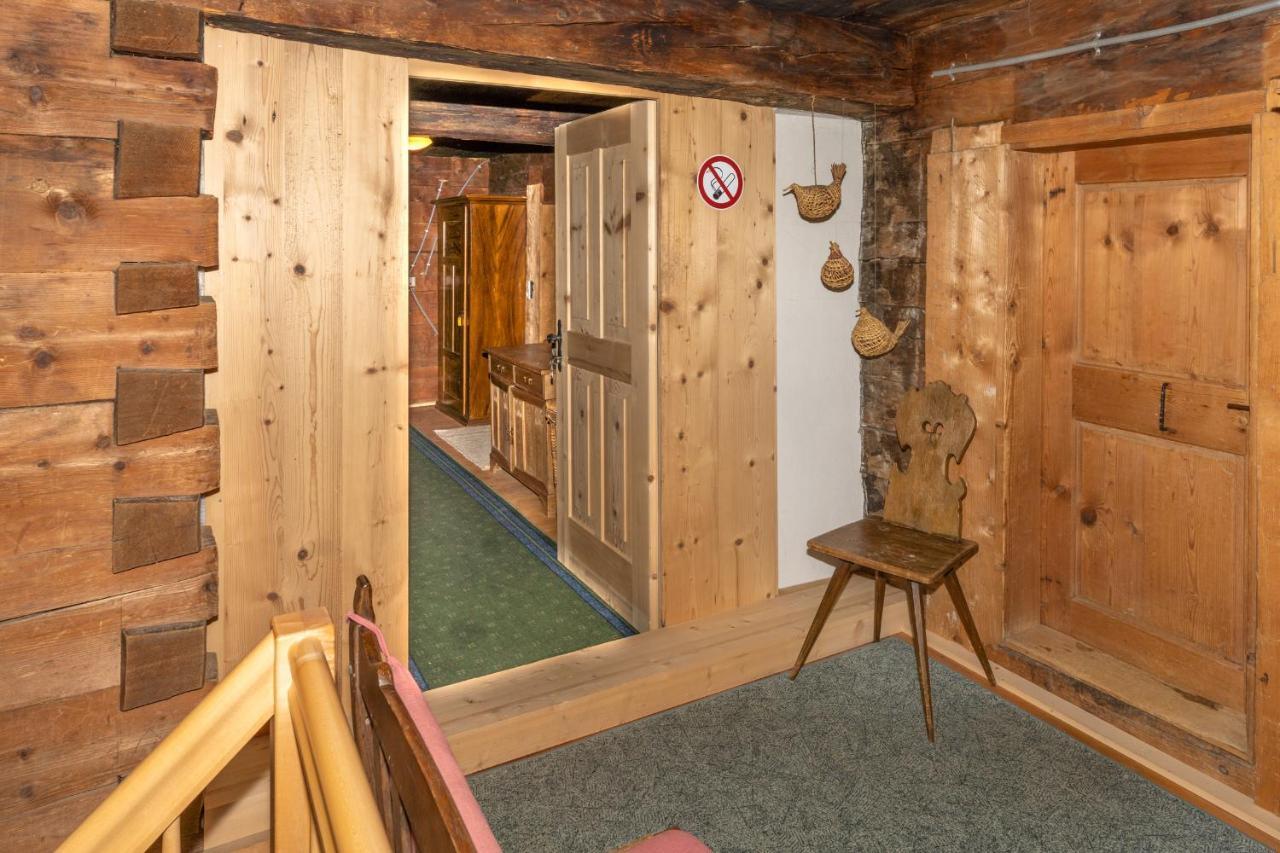 Appartamento Haus Holzwurm Raggal Esterno foto